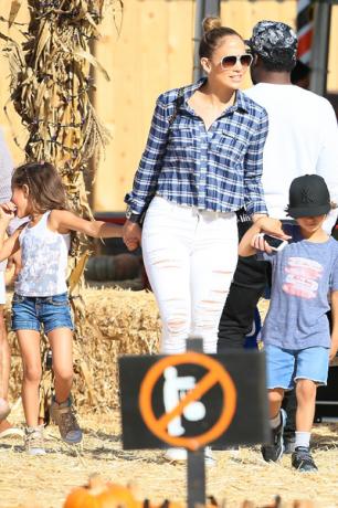 Jennifer Lopez, Max und Emme bei Pumpkin Patch
