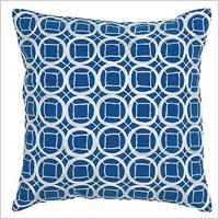 Подушка з кобальтових синіх кіл та квадратів, 32,95 доларів США