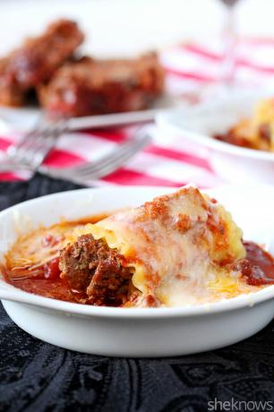 mie lasagna daging cincang dengan saus