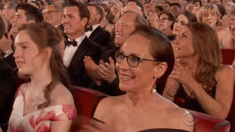 Laurie Metcalf Applause GIF od Tony Awards - Nájdite a zdieľajte na GIPHY