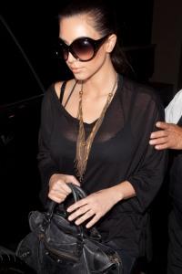 Kim Kardashian felkeresi Lindsay Lohant