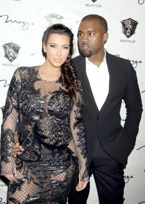 Kim und Kanye West in Schwarz