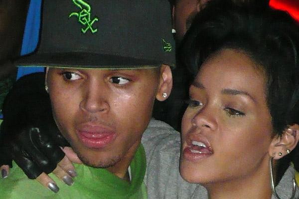 Chris Brown ทำวิดีโอเกี่ยวกับ Rihanna