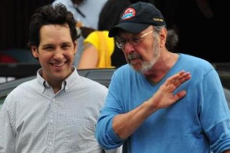 James L Brooks y Paul Rudd en el set de How Do You Know