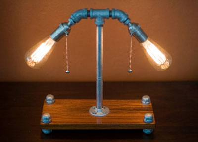 Lampe aus verzinktem Stahl