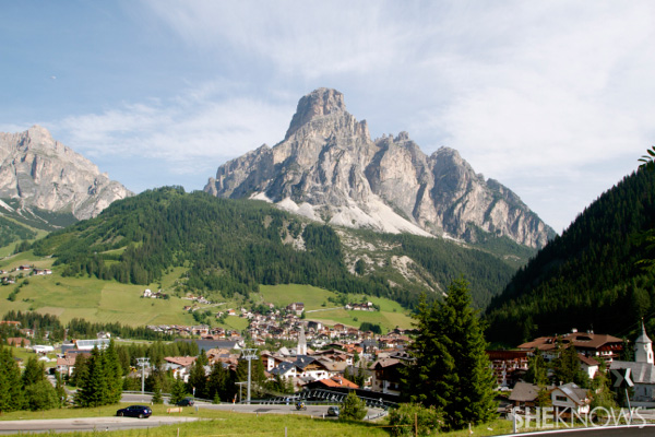 Mempesona 12 kota di pegunungan Dolomite
