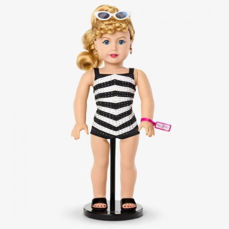 Klasszikus Barbie az American Girl Dolltól
