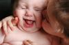 So verhindern Sie Geschwisterrivalität und helfen Ihrem Kleinkind, das neue Baby zu akzeptieren – SheKnows