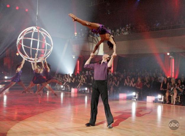 Danse avec les stars, façon cirque