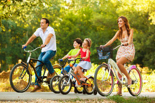 ģimenes braukšanas velosipēds