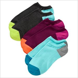 Жіночі лайнерні шкарпетки (oldnavy.gap.com, 9 доларів)