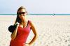 Obtenha o máximo em corpo de praia com kettlebells - SheKnows