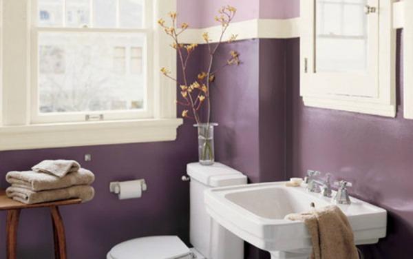 Kamar mandi ungu