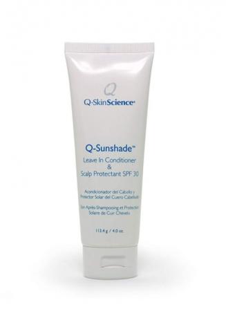 Najlepsze filtry przeciwsłoneczne do skóry głowy na lato: Q-Science Q-Sunshade Leave In Conditioner & Scalp Protectant SPF 30