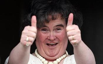 Susan Boyle levanta el pulgar