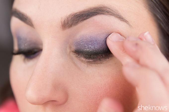 najrýchlejší tutoriál make -upu na glam párty: Krok 3