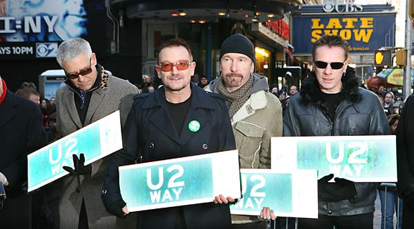 U2는 거리 이름을 얻습니다.