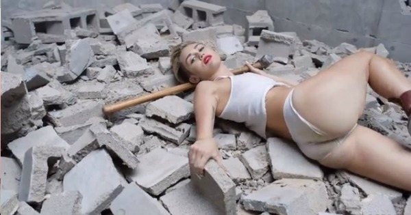 Boule de démolition Miley Cyrus