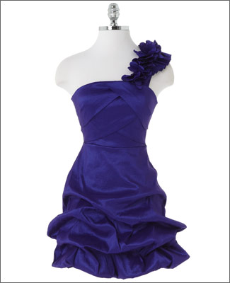 Kelly Osbourne Grammy Award replika kjole