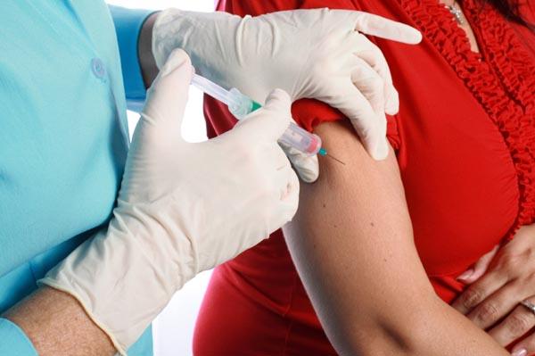 očkování proti chřipce během těhotenství