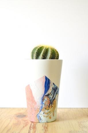 ของขวัญวันแม่ DIY: Marbled Spray Paint Planter