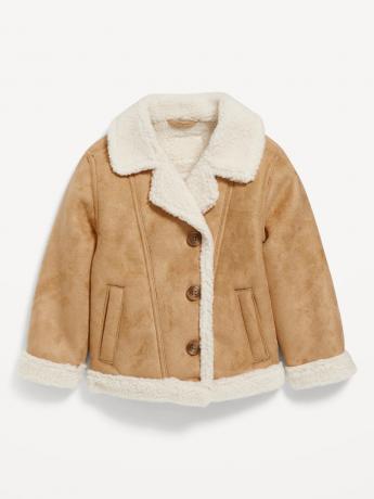 Geriausi 2023 m. mažyčių mergaičių žiemos paltai: Zara, Gap, Carter's mažiau nei 50 USD