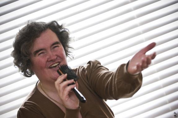 Susan Boyle singt eine neue Melodie, was die Haare angeht