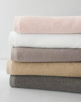 Eileen Fisher organické bavlněné lázeňské ručníky