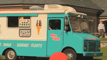 фудбалски камион-сладолед-камион