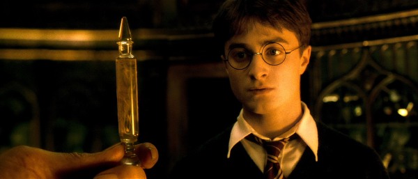 Harry Potter erforscht Dumbledores Erinnerungen in Harry Potter und der Halbblutprinz