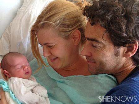 Christie Lynn Smith kisbabát fogad